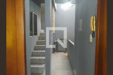 Casa à venda com 60m², 4 quartos e 1 vaga