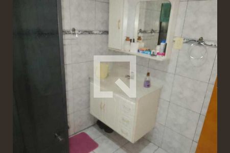 Casa à venda com 60m², 4 quartos e 1 vaga