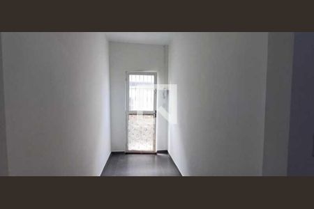 Casa à venda com 37m², 1 quarto e sem vaga