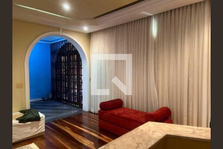 Casa à venda com 3 quartos, 374m² em Lins de Vasconcelos, Rio de Janeiro