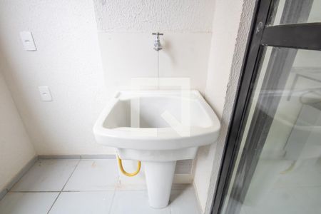 Sacada e Área de Serviço de apartamento para alugar com 2 quartos, 43m² em Veloso, Osasco