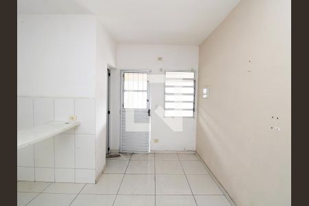 Sala de apartamento para alugar com 1 quarto, 35m² em Vila Nova Galvão, São Paulo