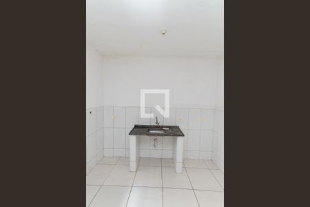 Sala/Cozinha de apartamento para alugar com 1 quarto, 35m² em Vila Nova Galvão, São Paulo