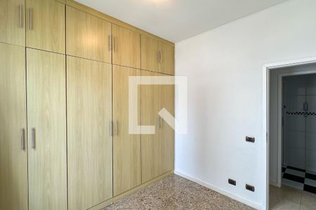 Quarto 01 de apartamento para alugar com 3 quartos, 180m² em Leblon, Rio de Janeiro