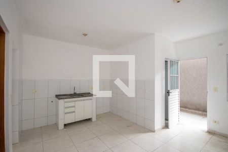 Sala/Cozinha de kitnet/studio para alugar com 1 quarto, 35m² em Vila Nova Galvão, São Paulo