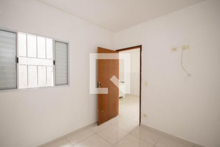 Quarto de kitnet/studio para alugar com 1 quarto, 35m² em Vila Nova Galvão, São Paulo