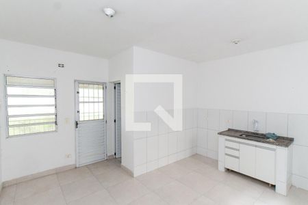 Sala e Cozinha   de apartamento para alugar com 1 quarto, 35m² em Vila Nova Galvão, São Paulo