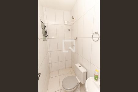 Banheiro de apartamento para alugar com 1 quarto, 35m² em Vila Nova Galvão, São Paulo