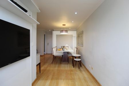 Sala de apartamento para alugar com 2 quartos, 74m² em Planalto Paulista, São Paulo