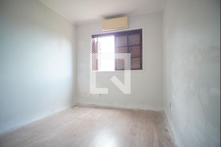 Quarto 1 de apartamento para alugar com 2 quartos, 64m² em Jardim Itu, Porto Alegre