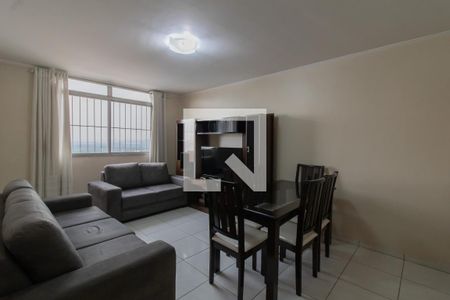 Sala de apartamento para alugar com 2 quartos, 67m² em Vila das Palmeiras, Guarulhos