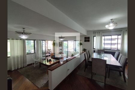 Sala de apartamento à venda com 3 quartos, 195m² em Aclimação, São Paulo