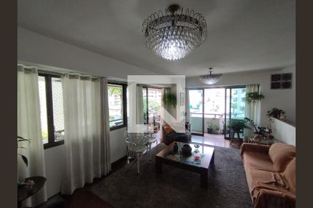 Sala de Estar de apartamento à venda com 3 quartos, 195m² em Aclimação, São Paulo