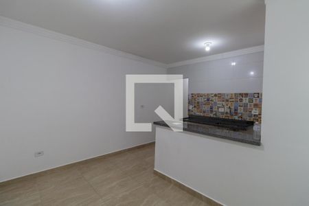 Sala/Cozinha/Área de Serviço  de apartamento para alugar com 2 quartos, 43m² em Cidade Patriarca, São Paulo