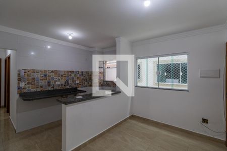 Sala/Cozinha/Área de Serviço  de apartamento para alugar com 2 quartos, 43m² em Cidade Patriarca, São Paulo