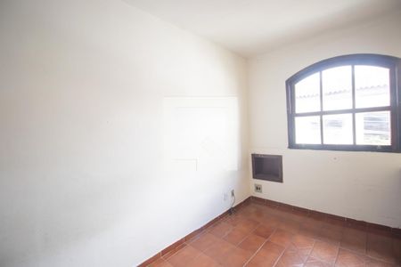 Quarto 1 de casa de condomínio para alugar com 3 quartos, 70m² em Galo Branco, São Gonçalo