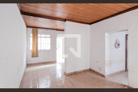 Sala de casa para alugar com 4 quartos, 130m² em Esplanada, Belo Horizonte