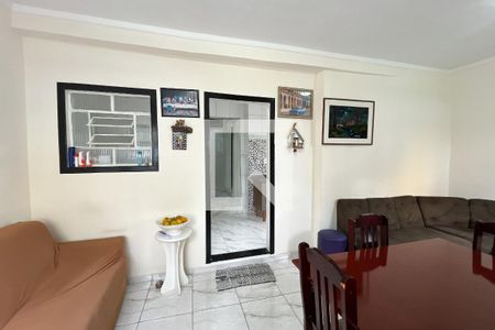 Sala de casa à venda com 2 quartos, 80m² em Vila Carbone, São Paulo