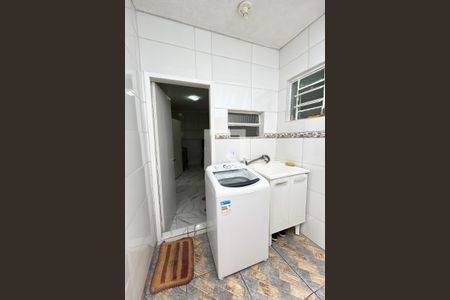 Área de Serviço de casa à venda com 2 quartos, 80m² em Vila Carbone, São Paulo