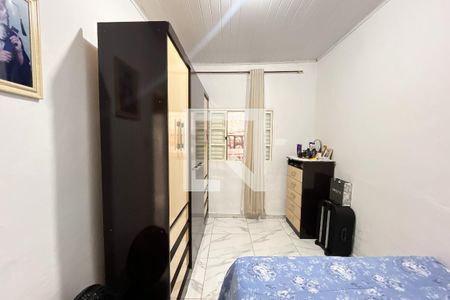 Quarto 1 de casa à venda com 2 quartos, 80m² em Vila Carbone, São Paulo