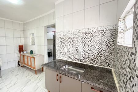 Cozinha de casa à venda com 2 quartos, 80m² em Vila Carbone, São Paulo