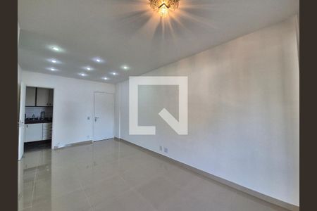 Sala de apartamento para alugar com 3 quartos, 70m² em Recreio dos Bandeirantes, Rio de Janeiro