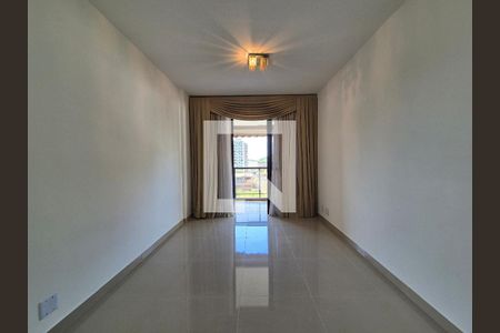 Sala de apartamento para alugar com 3 quartos, 70m² em Recreio dos Bandeirantes, Rio de Janeiro