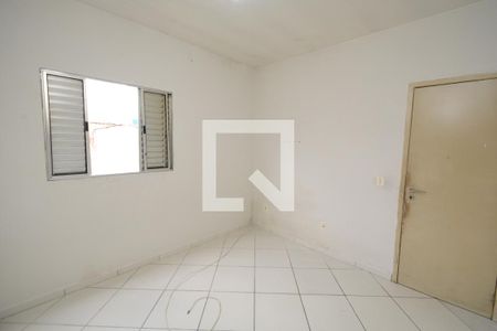 Quarto de casa para alugar com 1 quarto, 35m² em Vila Marari, São Paulo