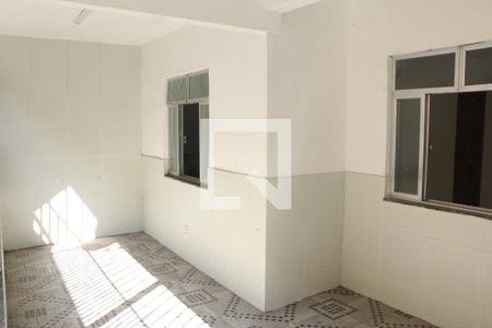 Casa para alugar com 2 quartos, 115m² em Ponto Chic, Nova Iguaçu