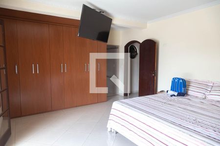 Quarto 1 de casa para alugar com 3 quartos, 298m² em Jardim Santa Barbara, Guarulhos