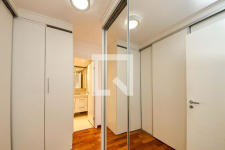 Closet Suíte de apartamento à venda com 3 quartos, 104m² em Jardim Avelino, São Paulo