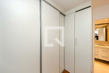 Closet Suíte de apartamento à venda com 3 quartos, 104m² em Jardim Avelino, São Paulo