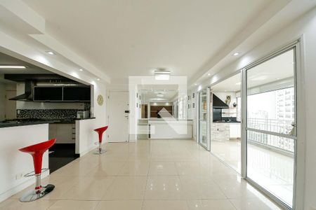 Sala de apartamento à venda com 3 quartos, 104m² em Jardim Avelino, São Paulo