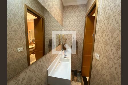 Lavabo de casa à venda com 4 quartos, 310m² em Vila Ipojuca, São Paulo