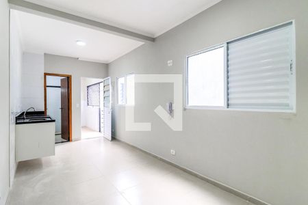 Sala/Quarto de casa para alugar com 1 quarto, 27m² em Vila Almeida, São Paulo