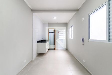 Sala/Quarto de casa para alugar com 1 quarto, 27m² em Vila Almeida, São Paulo