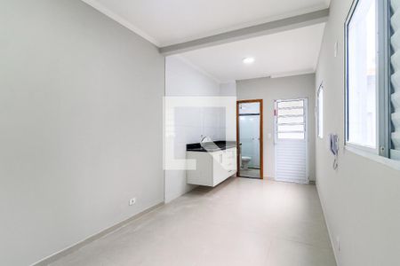 Sala/Quarto de casa para alugar com 1 quarto, 27m² em Vila Almeida, São Paulo