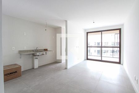 Sala de apartamento para alugar com 3 quartos, 92m² em Barra da Tijuca, Rio de Janeiro