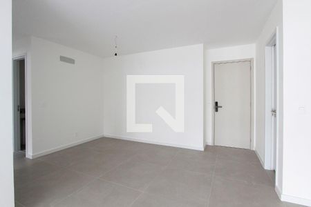 Sala de apartamento para alugar com 3 quartos, 92m² em Barra da Tijuca, Rio de Janeiro