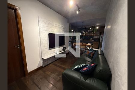 Sala de apartamento à venda com 2 quartos, 58m² em Vila Yara, Osasco