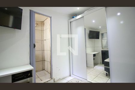 Casa à venda com 1 quarto, 40m² em Vila Carmem, São Paulo