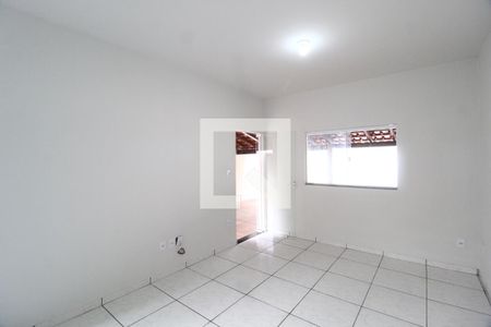 Sala de casa para alugar com 3 quartos, 160m² em Santa Mônica, Uberlândia