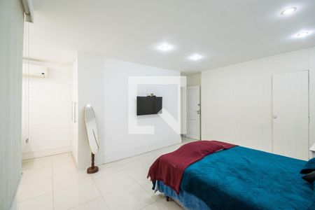 Apartamento à venda com 3 quartos, 240m² em Barra da Tijuca, Rio de Janeiro