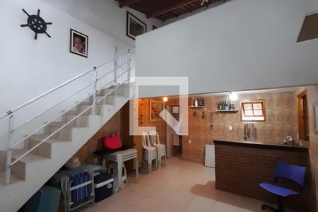 Casa à venda com 3 quartos, 184m² em Vila Sao Pedro, Santo André