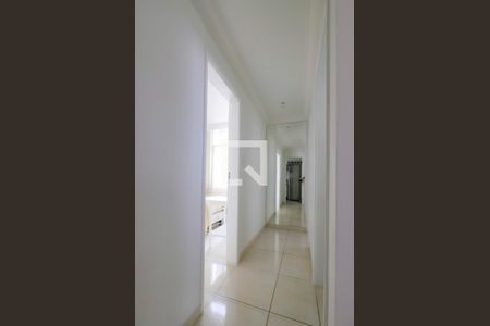 Corredor de apartamento para alugar com 2 quartos, 60m² em Barra, Salvador