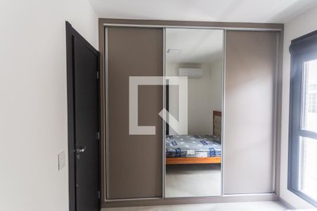 Armário da Suíte de apartamento para alugar com 2 quartos, 54m² em Santo Agostinho, Belo Horizonte