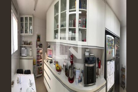 Apartamento à venda com 247m², 4 quartos e 4 vagas Apartamento à venda com 247m², 4 quartos e 4 vagasFoto 20