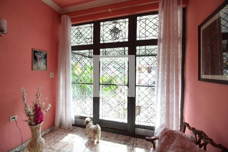 Sala de TV de casa à venda com 3 quartos, 255m² em Taquara, Rio de Janeiro