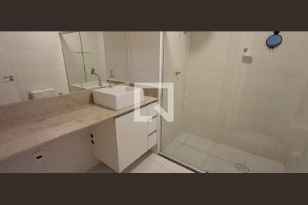 Banheiro  de kitnet/studio para alugar com 1 quarto, 37m² em Santa Paula, São Caetano do Sul