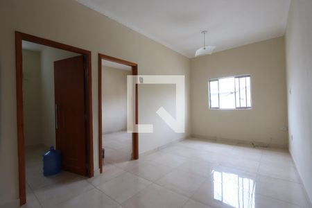 Sala de casa para alugar com 2 quartos, 80m² em Jardim Colorado, São Paulo